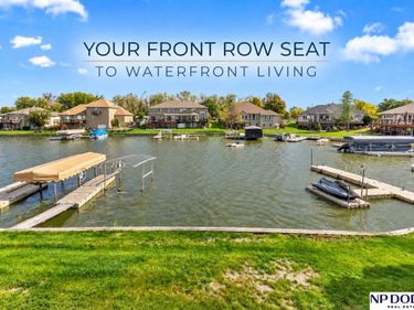 1024 Shoal Pointe Drive, Carter Lake, IA 51510