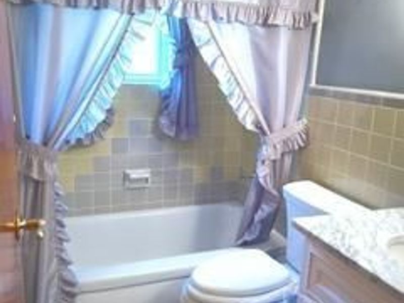 5580 Fairwood Road, Green Township, OH 45239 Photo 6