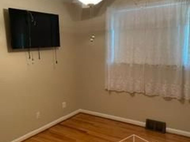5580 Fairwood Road, Green Township, OH 45239 Photo 7