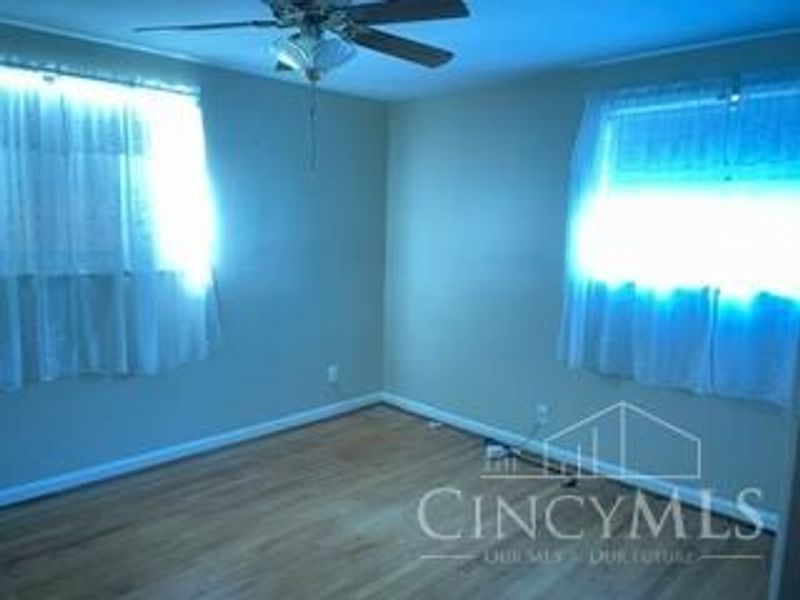 5580 Fairwood Road, Green Township, OH 45239 Photo 8