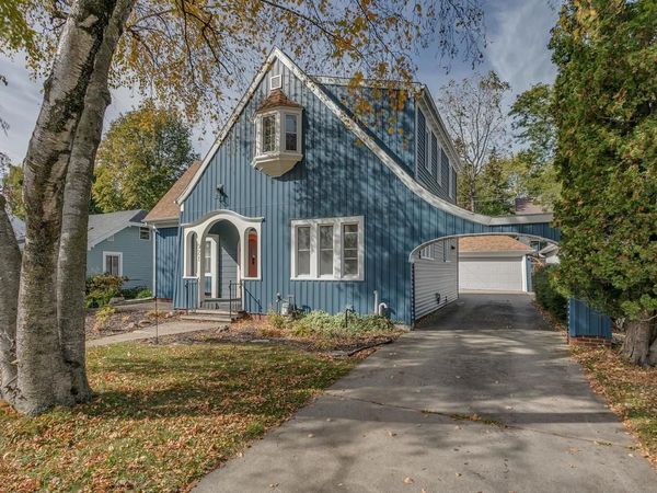 921 WILSON STREET, Kaukauna, WI 54130