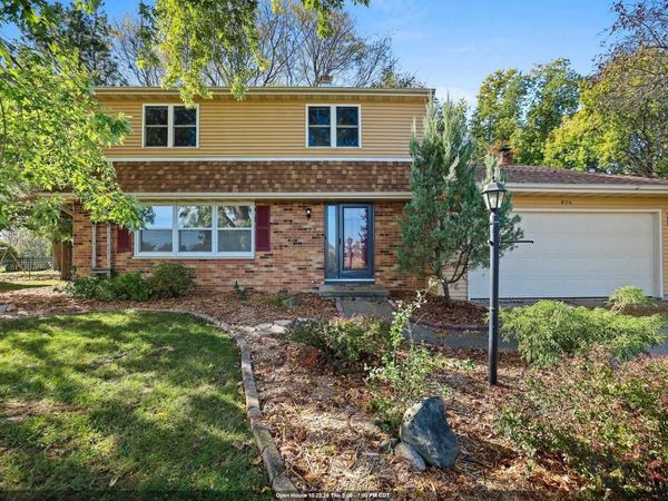 826 BROADVIEW DRIVE, Green Bay, WI 54301