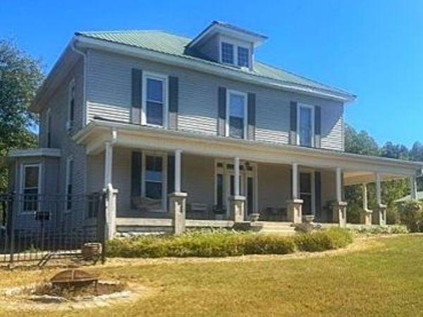365 New Herman Rd, Shelbyville, TN 37160