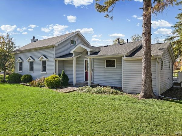 6400 Goodrich Road, Clarence, NY 14032