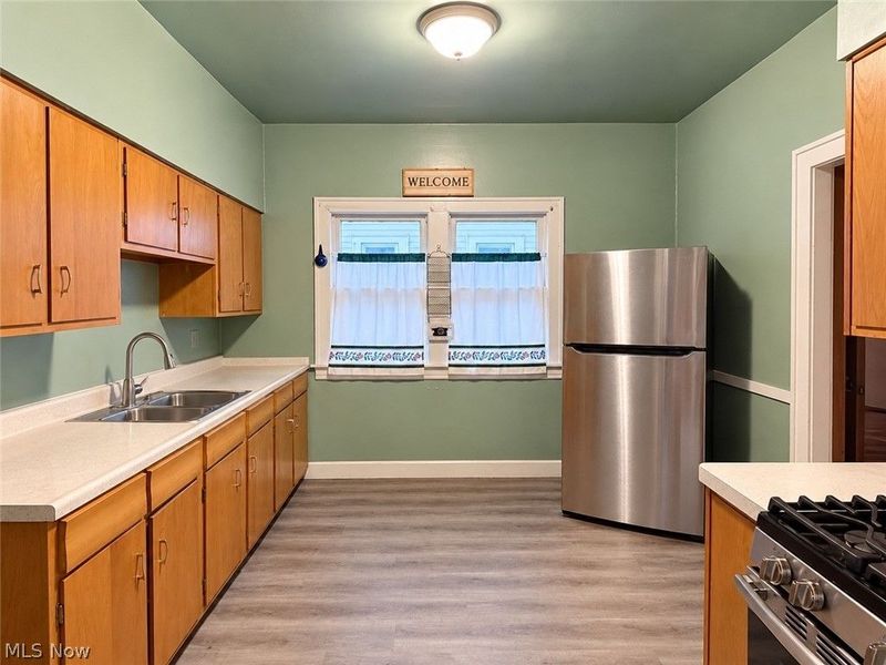 3648 E 106th Street, Cleveland, OH 44105 Photo 2