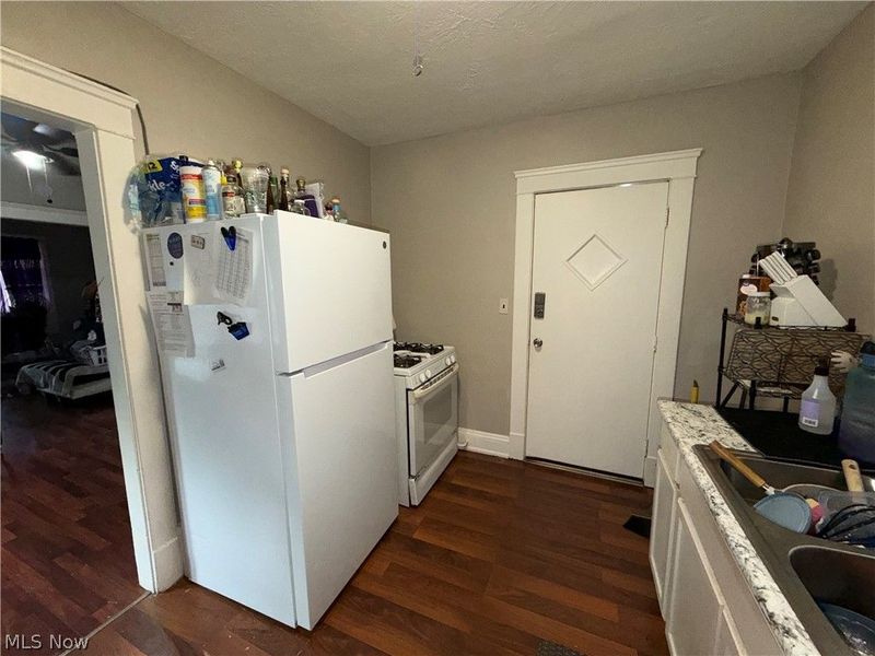11316 Headley Avenue , Cleveland, OH 44111 Photo 10