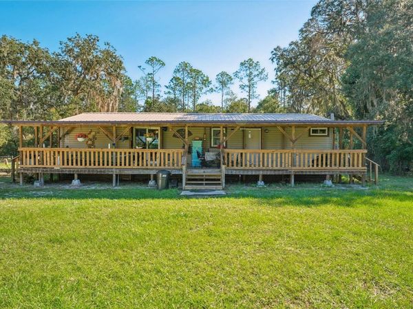 879 COUSINTOWN ROAD , INTERLACHEN, FL 32148