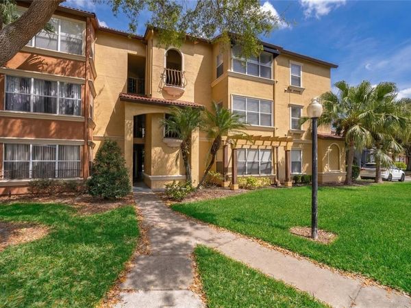 5124 CONROY ROAD , Unit 33, ORLANDO, FL 32811