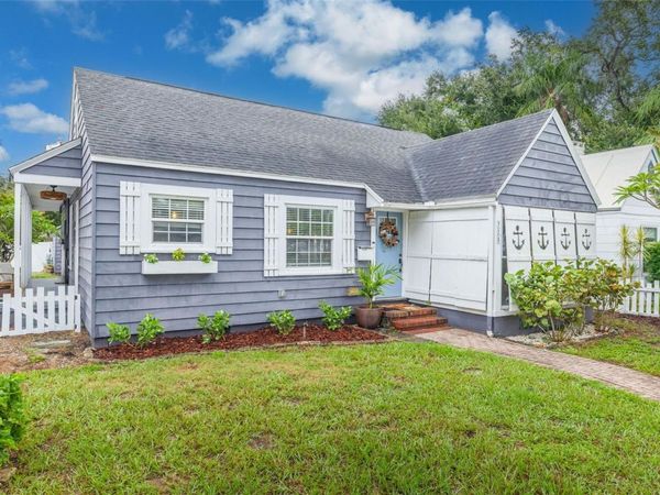 729 26TH AVENUE N, ST PETERSBURG, FL 33704