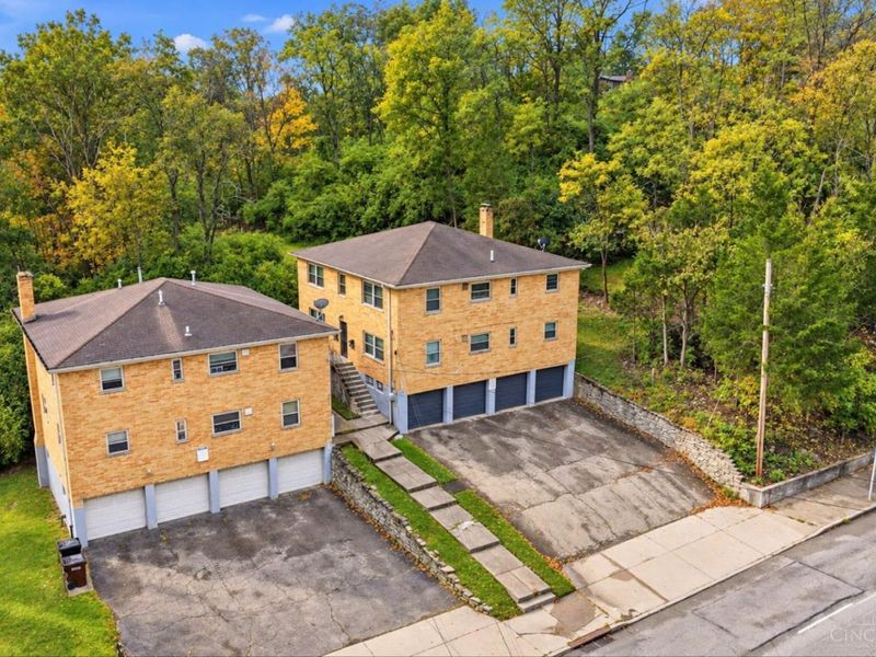2477 Westwood Northern Boulevard, Cincinnati, OH 45211 Photo 1