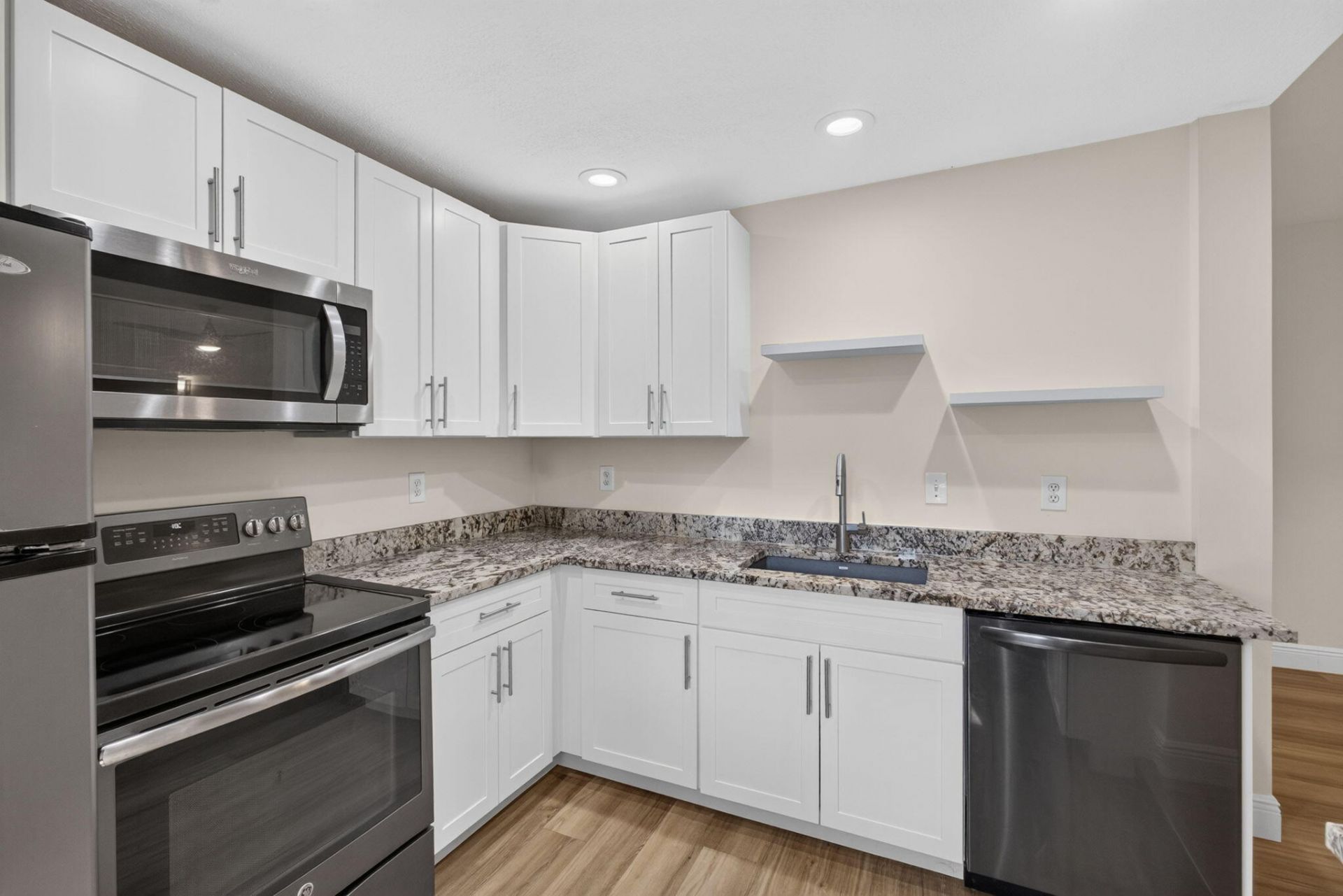 2425 Niki Jo Lane, Palm Beach Gardens, FL 33410 Photo