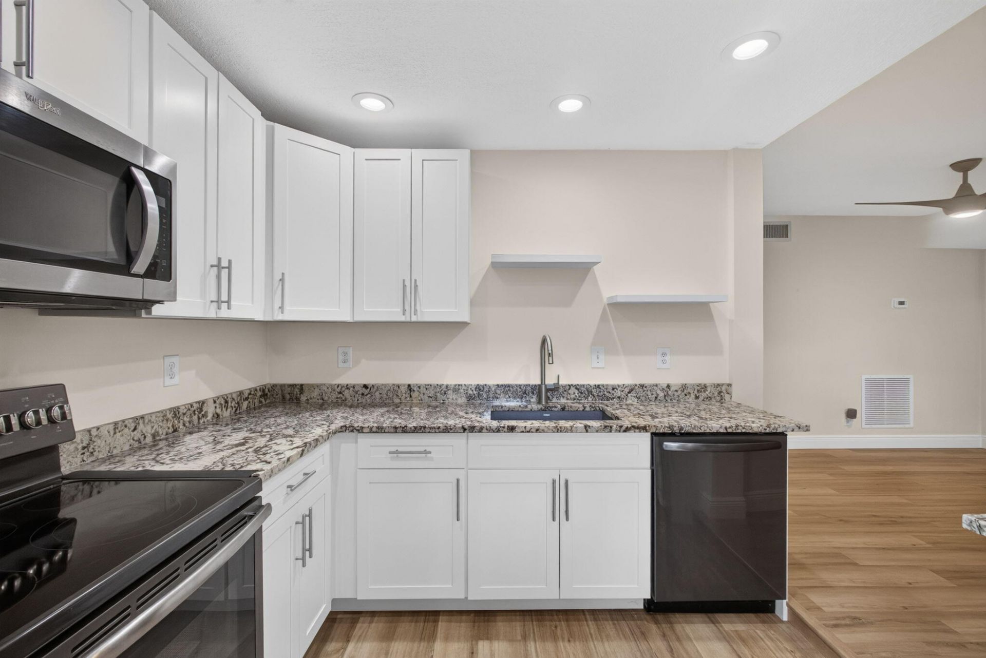 2425 Niki Jo Lane, Palm Beach Gardens, FL 33410 Photo