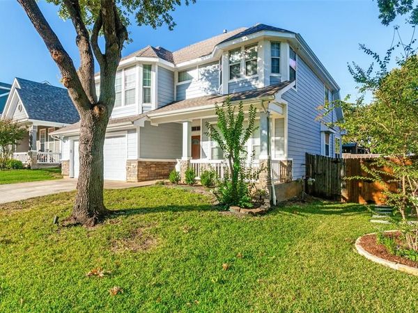 1021 Honeysuckle, Grapevine, TX 76051