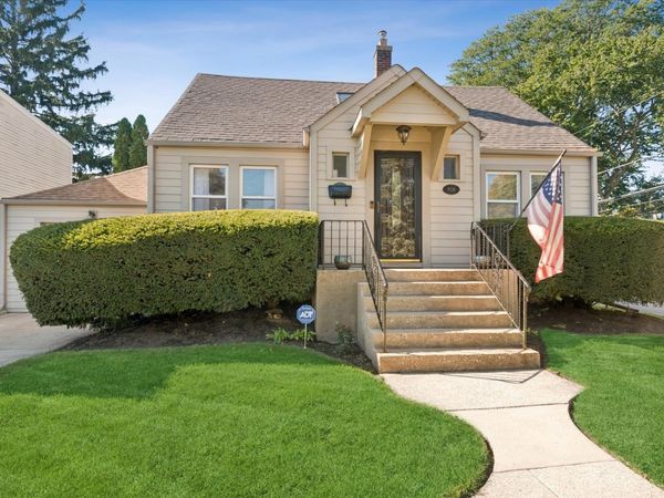 9138 belleforte Avenue , Morton Grove, IL 60053
