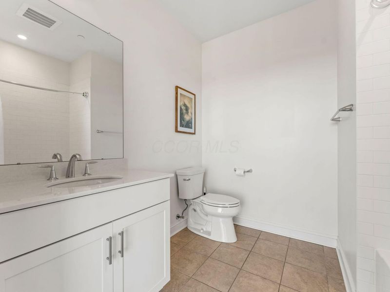 250 W Spring Street , Unit 1113, Columbus, OH 43215 Photo 19