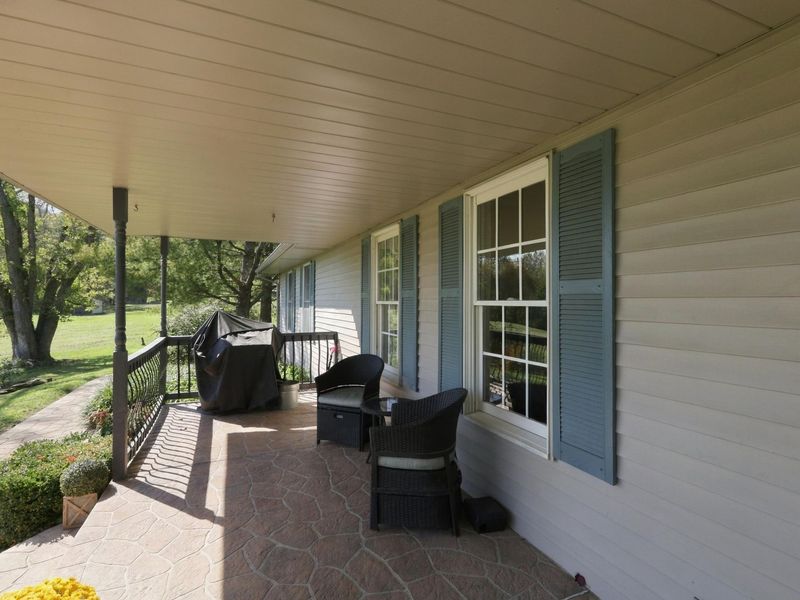 1048 Parkway Drive, Logan, OH 43138 Photo 10