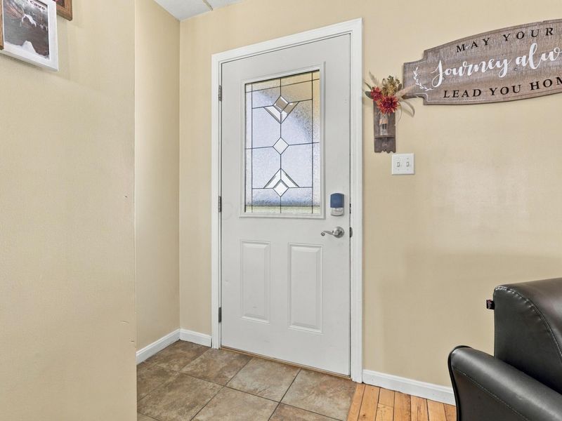 1048 Parkway Drive, Logan, OH 43138 Photo 13