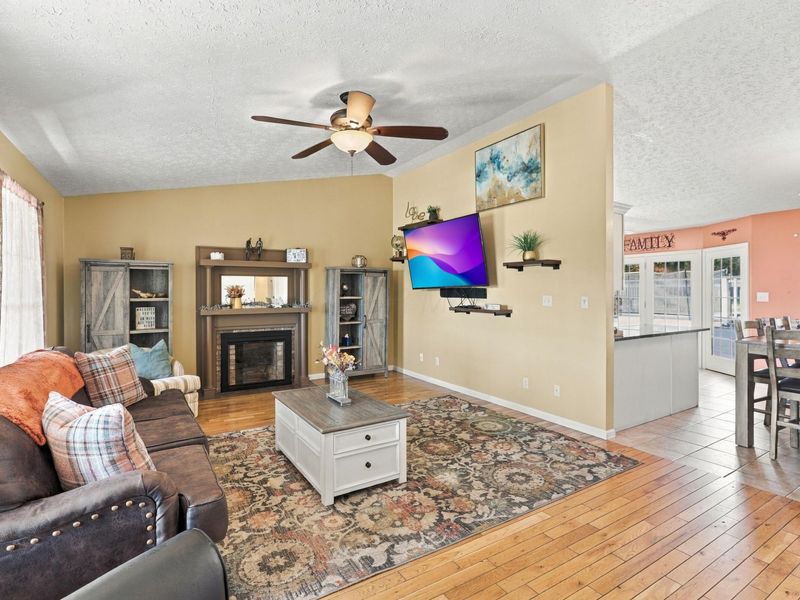 1048 Parkway Drive, Logan, OH 43138 Photo 15