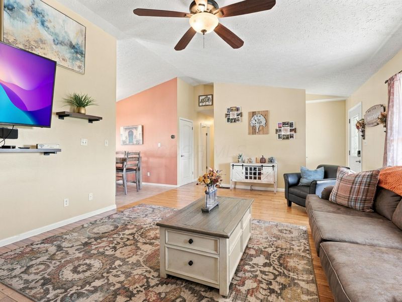 1048 Parkway Drive, Logan, OH 43138 Photo 17