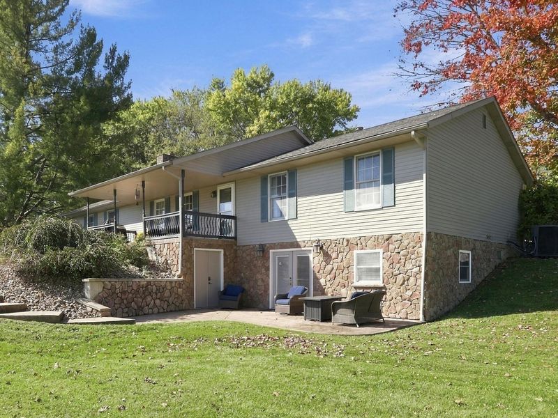 1048 Parkway Drive, Logan, OH 43138 Photo 4