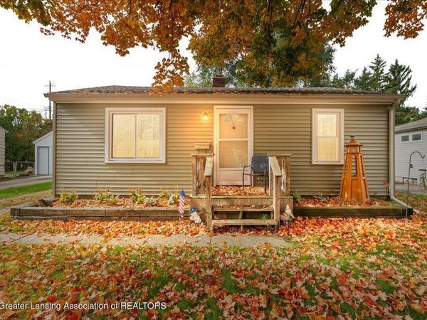 3902 Glenwood Avenue, Lansing, MI 48910