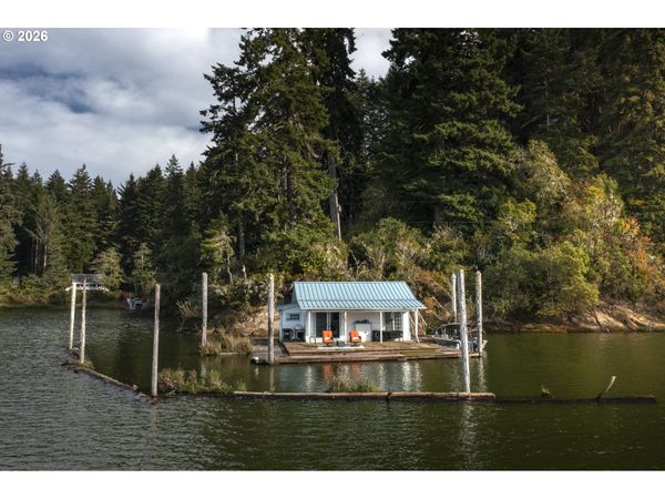 3202 S TENMILE LK, Lakeside, OR 97449
