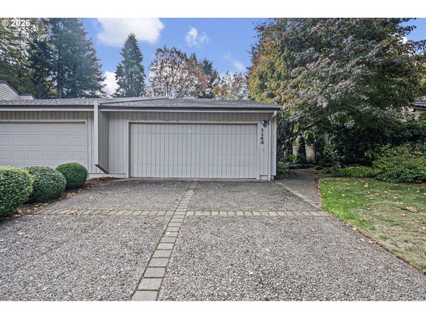 1143 CAYUSE SE CIR, Salem, OR 97306