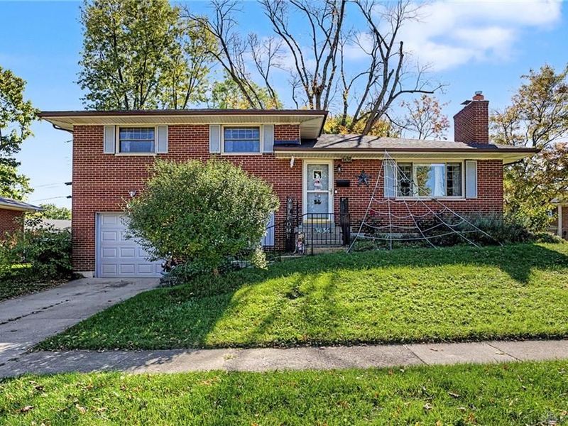 3836 Benfield Drive, Kettering, OH 45429 Photo 2