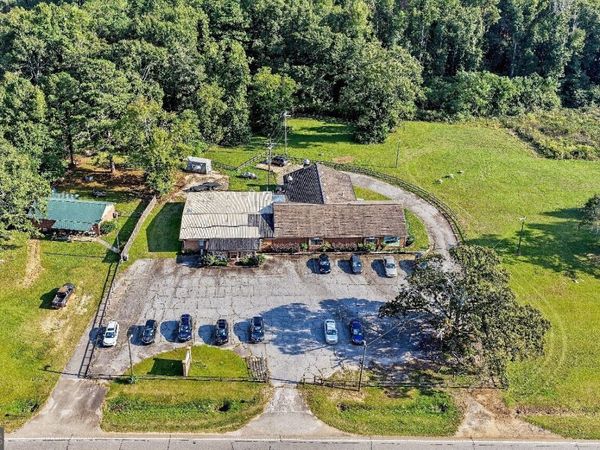 1040 Highway 36 W, Barnesville, GA 30204