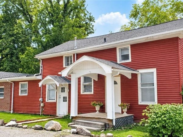 56 Center Street , Seville, OH 44273