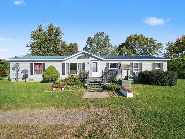 107 Eaton Street, Galien, MI 49113