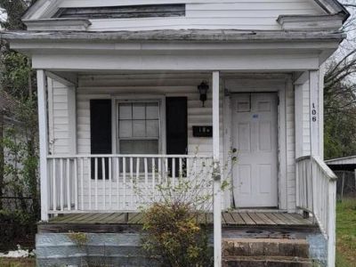 106 Ash Street E, Wilson, NC 27893