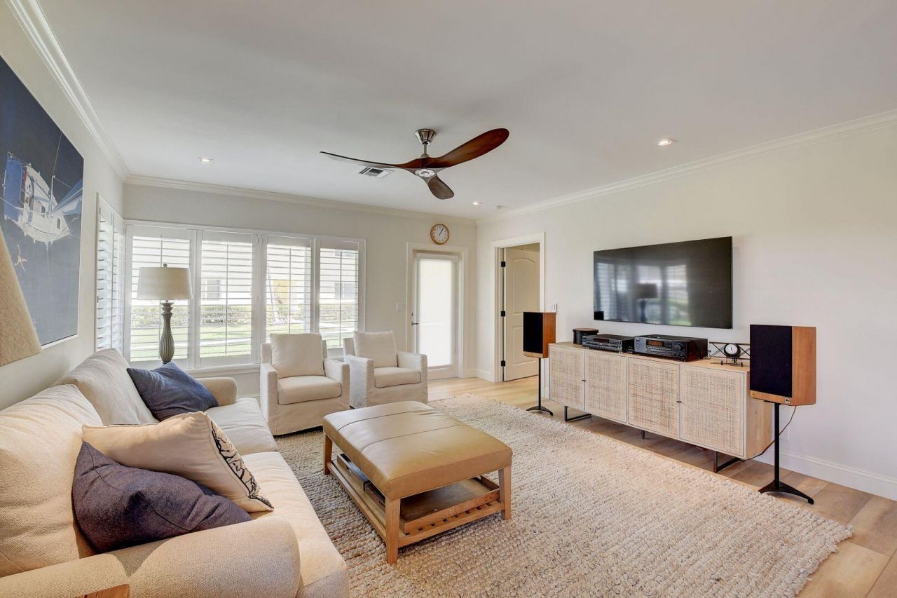 1920 S Ocean Boulevard, Unit 2-D, Delray Beach, FL 33483 Photo