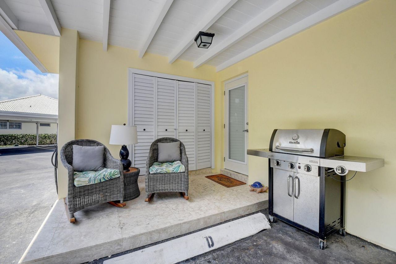 1920 S Ocean Boulevard, Unit 2-D, Delray Beach, FL 33483 Photo
