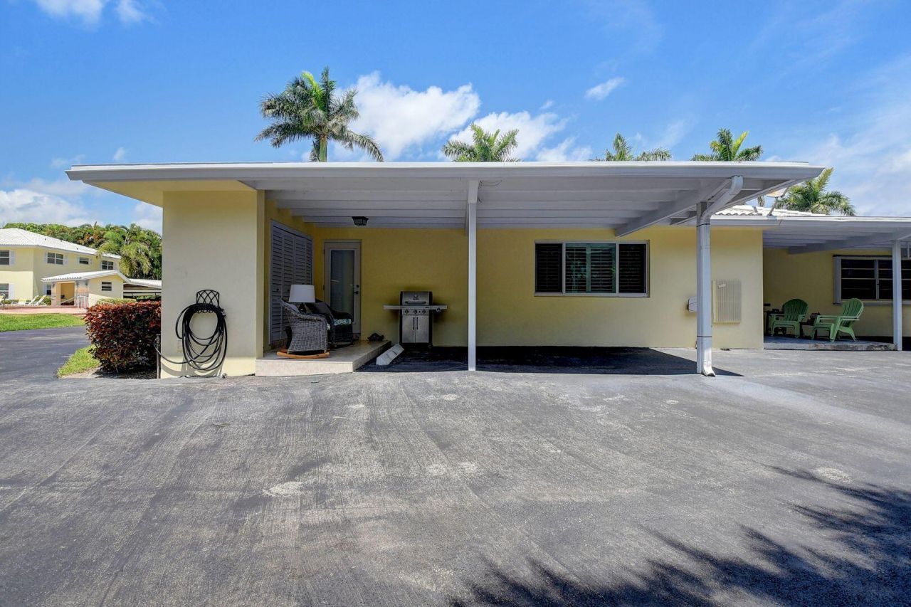 1920 S Ocean Boulevard, Unit 2-D, Delray Beach, FL 33483 Photo