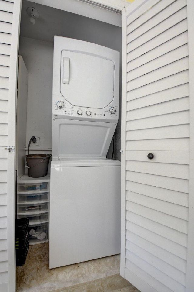 1920 S Ocean Boulevard, Unit 2-D, Delray Beach, FL 33483 Photo