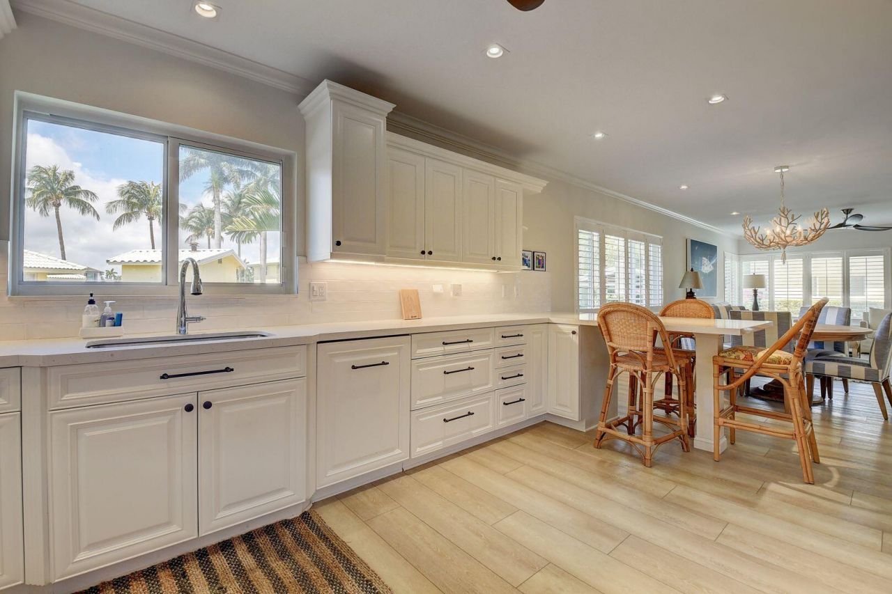 1920 S Ocean Boulevard, Unit 2-D, Delray Beach, FL 33483 Photo