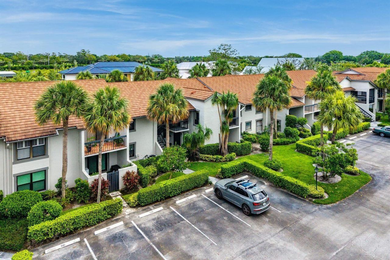 11397 Pond View Drive, Unit E103, Wellington, FL 33414 Photo