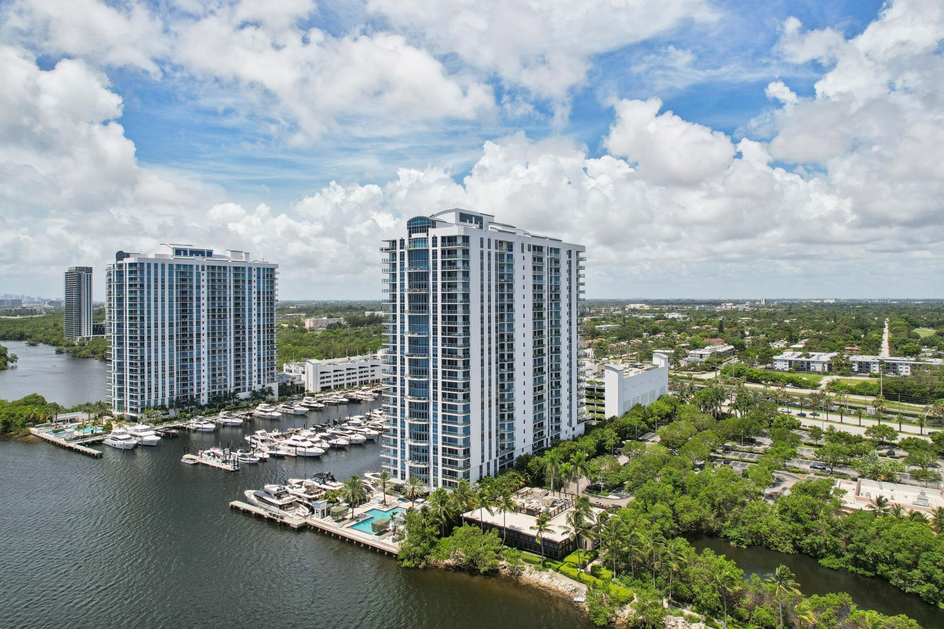 17301 Biscayne Boulevard, Unit PH-7, North Miami Beach, FL 33160 Photo