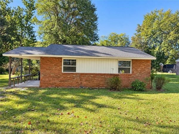 1304 Cartwright Drive , Greensboro, NC 27406