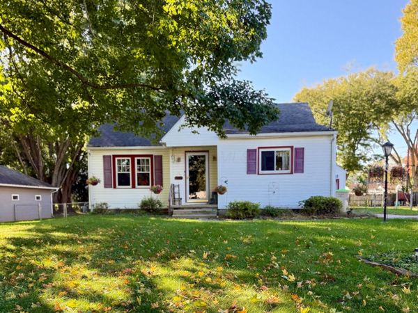 237 Hickory Drive , Springfield, OH 45503