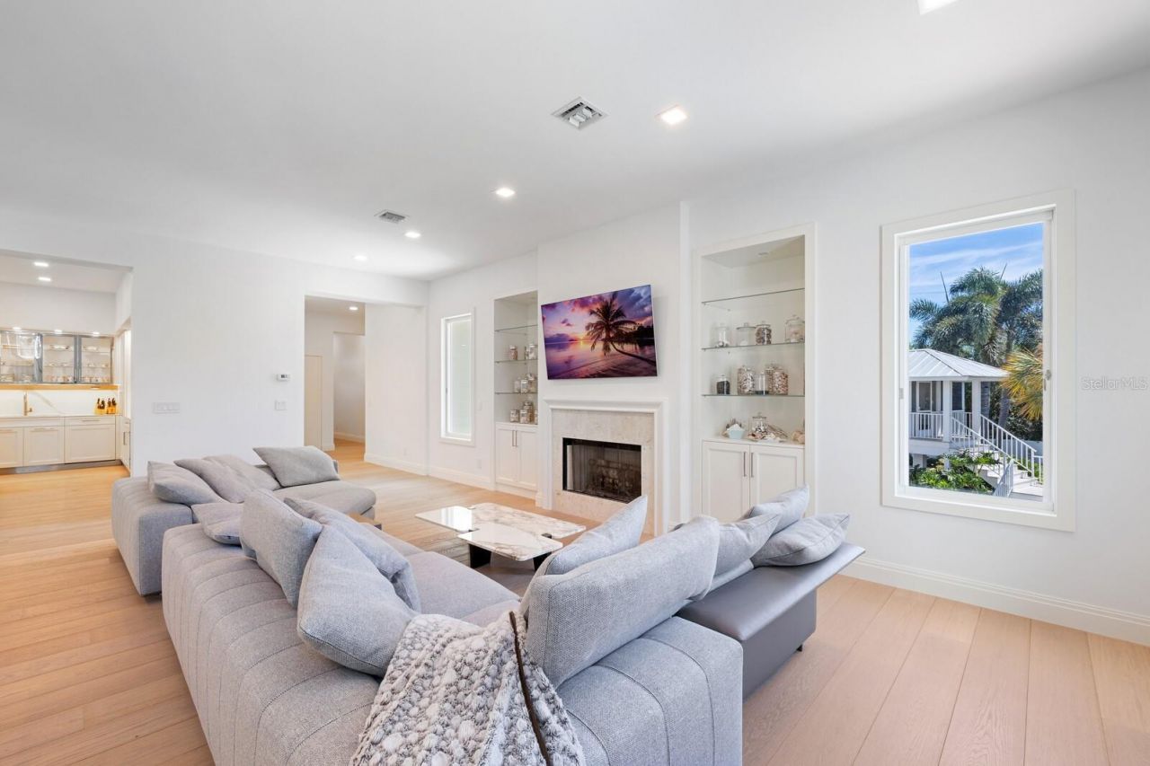 2021 20th Street W, Boca Grande, FL 33921 Photo