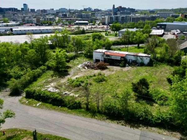 2305 Booker St , Nashville, TN 37208