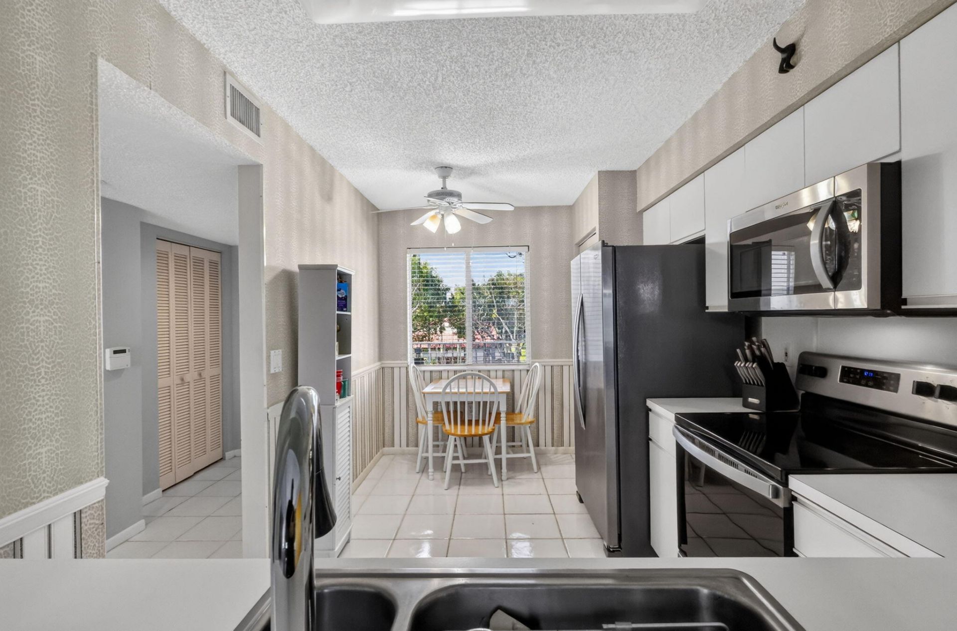 14096 Huntington Pointe Drive, Unit 305, Delray Beach, FL 33484 Photo