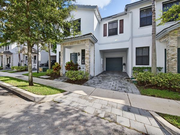 1624 SW 29TH Street, Fort Lauderdale, FL 33315