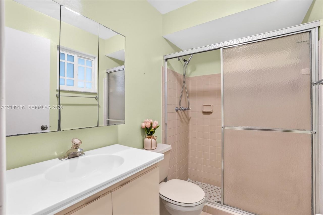 8500 NW 3rd St , Pembroke Pines, FL 33024 Photo