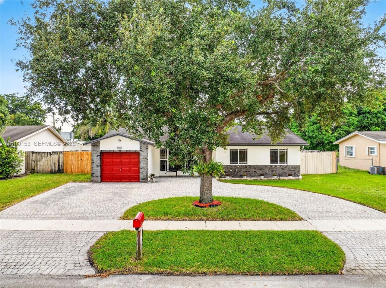 8500 NW 3rd St , Pembroke Pines, FL 33024 Photo