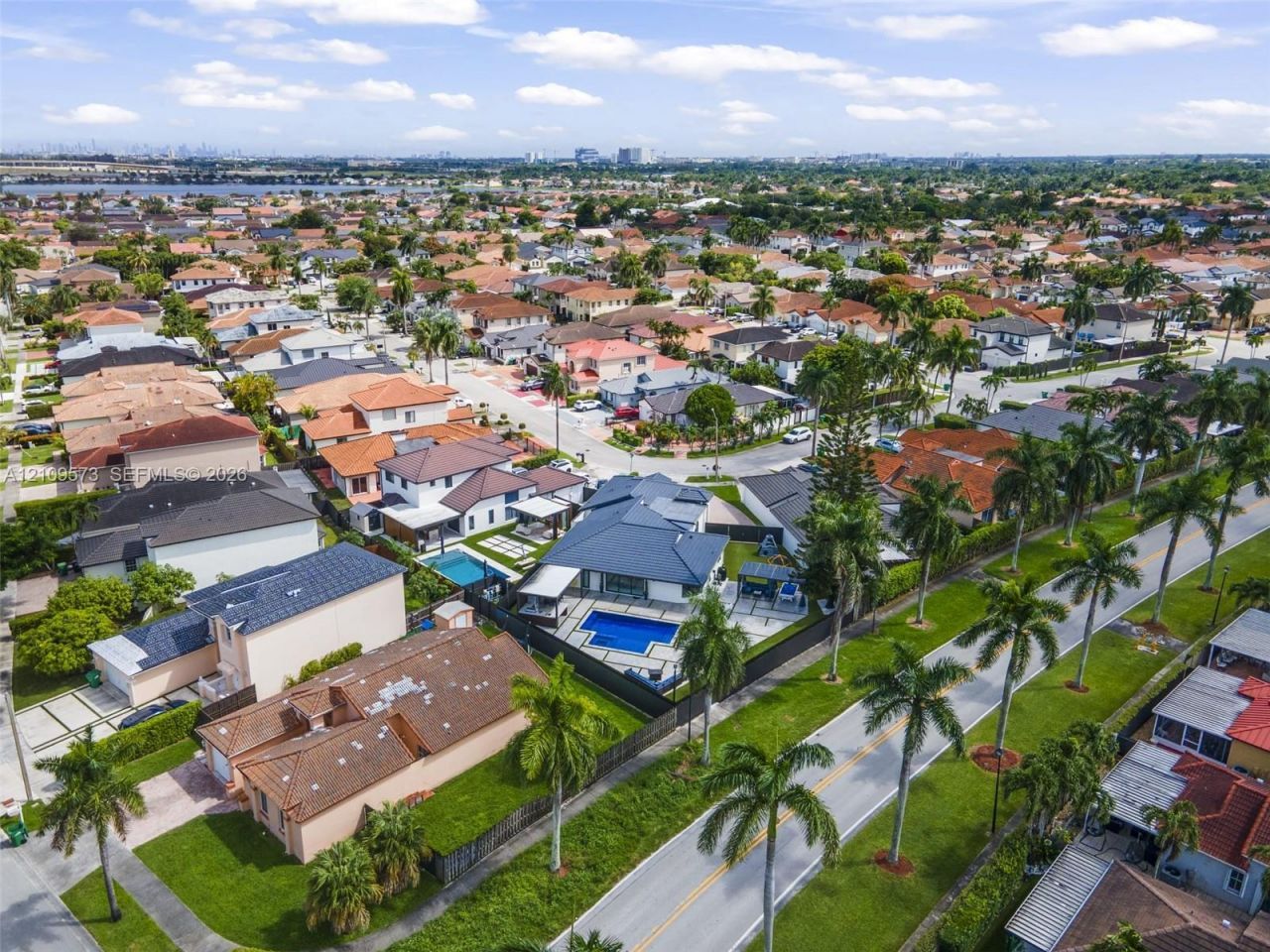 990 NW 131st Ave , Miami, FL 33182 Photo