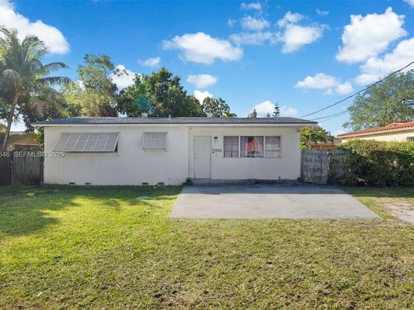 5886 SW 20th St , Miami, FL 33155