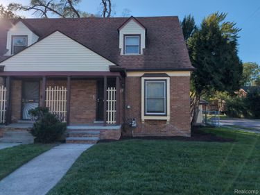17621 Meyers Road, Detroit, Mi 48235